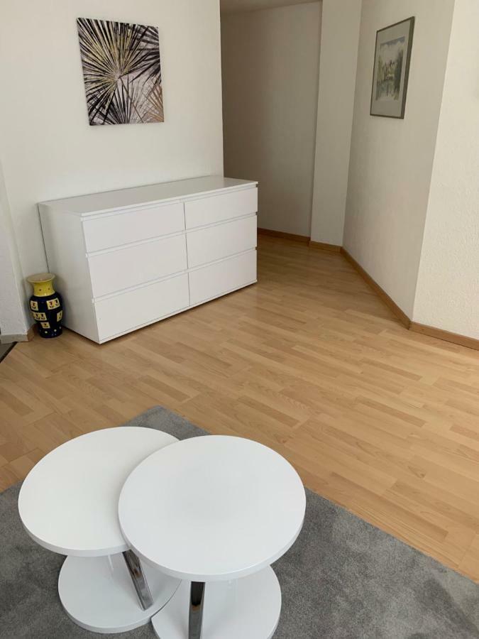 Haus Zur Eiche Private 3,5 Zimmerwohnung Bis Zu 8 Gaeste Chur Luaran gambar